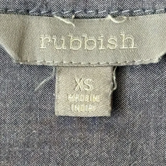 Rubbish Nordstrom Gray Chambray Roll Tab Button Down Shirt XS - Picture 8 of 10